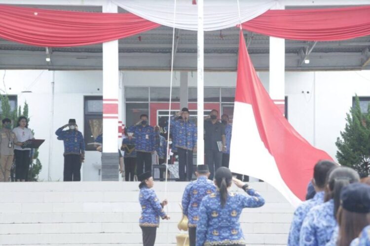 Wakil Walikota & PJ Sekda Memimpin Apel KORPRI Pemerintah Kota Bitung