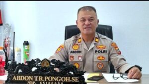 Kapolsek Tombulu IPTU Abdon Pongoh SE, Melaksanakan Giat Jumat Bacerita.