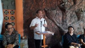 Bupati Talaud Elly Lasut, Melayat kerumah Duka Lumempouw Atteng