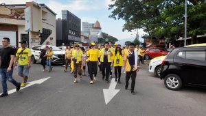 Menyambut Hut ke-59,DPD Partai Golkar Sulut mengelar jalan sehat