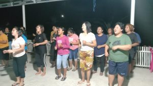 Inilah Semangat Perempuan Kampung Menggawa Melaksanakan Latihan Masamper