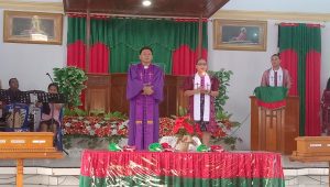 Pemasangan Lilin Minggu Advent Pertama Jemaat KGMPI Antiokhia Nagha