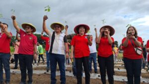 Tingkatkan Kesejahteraan Mantiri Ajak ASN Manfaatkan Lahan di Rumah Masing-masing Untuk di Tanam