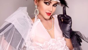 Luar biasa Perjalanan panjang karir musik Stelly Currie Asal Indonesia,Sulawesi Utara