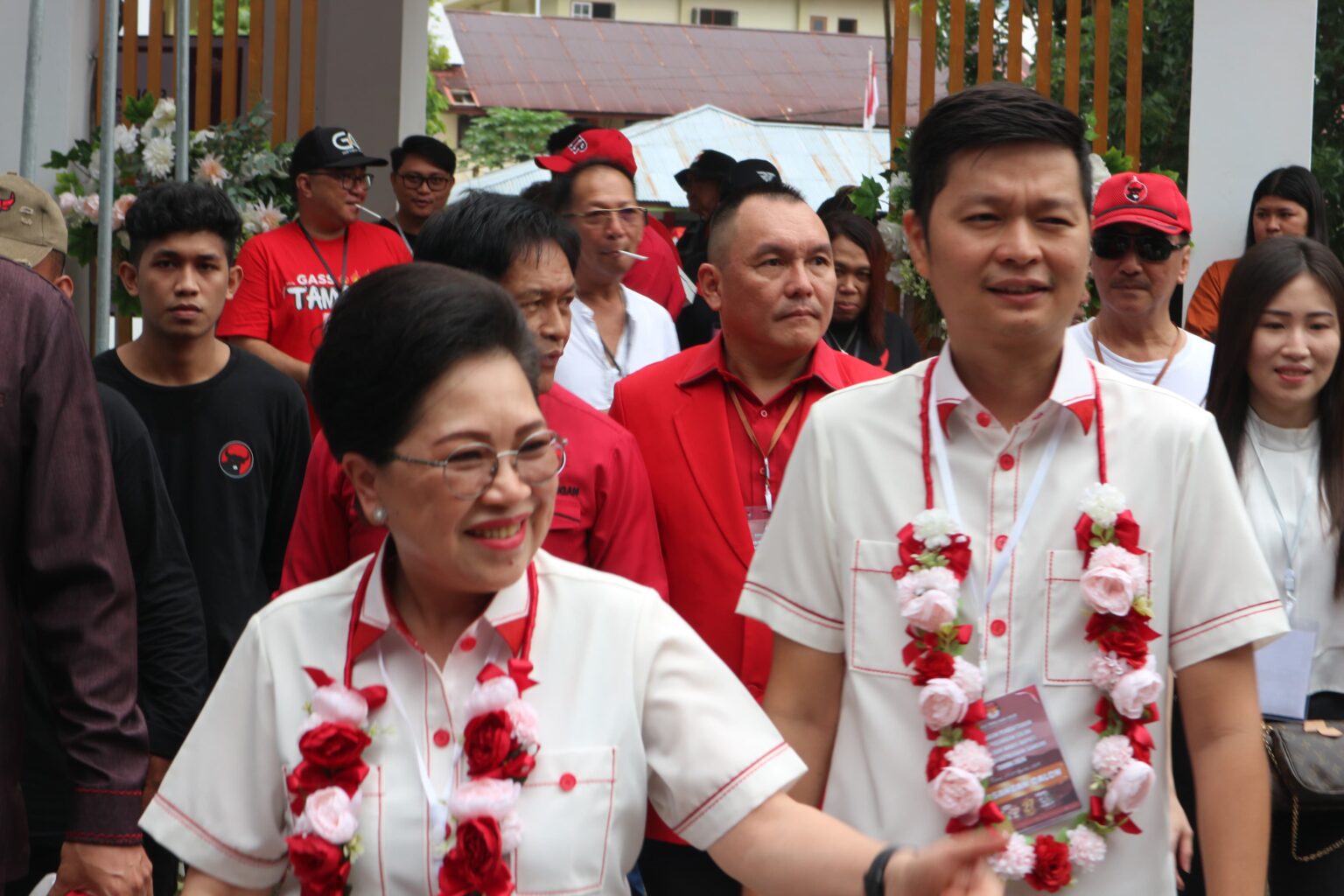 Daftarkan Diri Ke KPU, Bakal Paslon TAMANG Siap Bekerja Untuk Sangihe