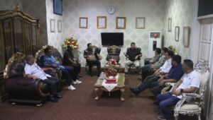 Makan Malam Bersama Pj Bupati Jalin Silaturahmi Bersama Keempat Paslon